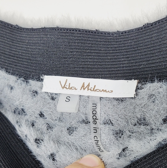 Vita Milano Women's Black & White Chevron Pattern Fuzzy Knit A-Line Skirt Small - Picture 6 of 8